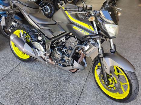 YAMAHA MT-03 300 ABS, Foto 3