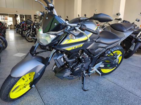YAMAHA MT-03 300 ABS, Foto 4