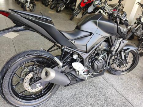 YAMAHA MT-03 300 ABS, Foto 8