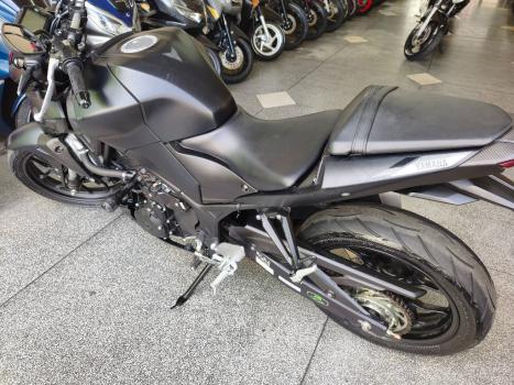 YAMAHA MT-03 300 ABS, Foto 9