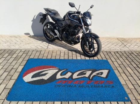 YAMAHA MT-03 300 ABS, Foto 3
