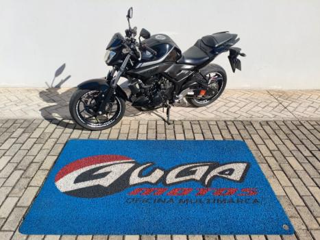 YAMAHA MT-03 300 ABS, Foto 5