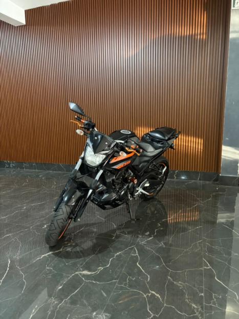 YAMAHA MT-03 300 ABS, Foto 1