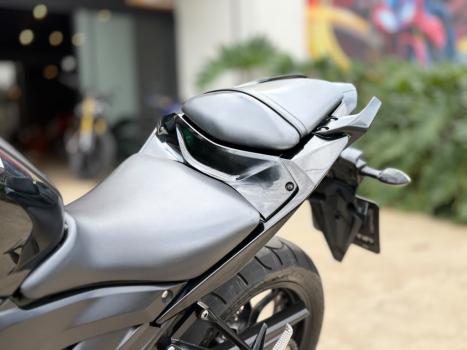 YAMAHA MT-03 300 ABS, Foto 12