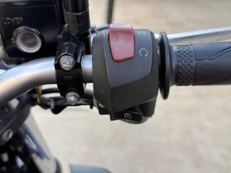 YAMAHA MT-03 300 ABS, Foto 6