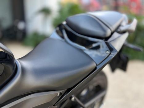 YAMAHA MT-03 300 ABS, Foto 8