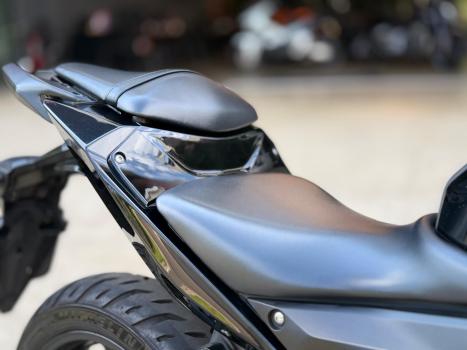 YAMAHA MT-03 300 ABS, Foto 14