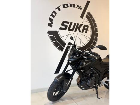 YAMAHA MT-03 300 ABS, Foto 2
