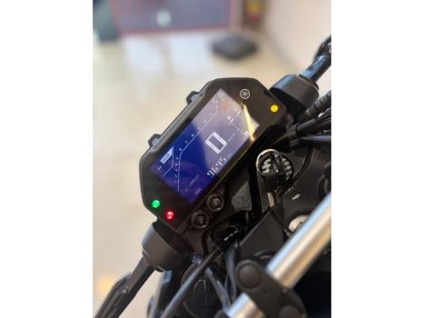 YAMAHA MT-03 300 ABS, Foto 3