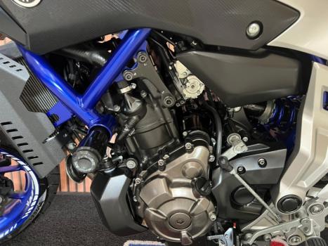 YAMAHA MT-07 700 , Foto 4