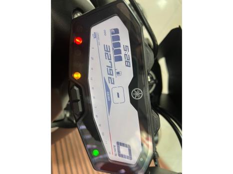 YAMAHA MT-07 700 , Foto 6