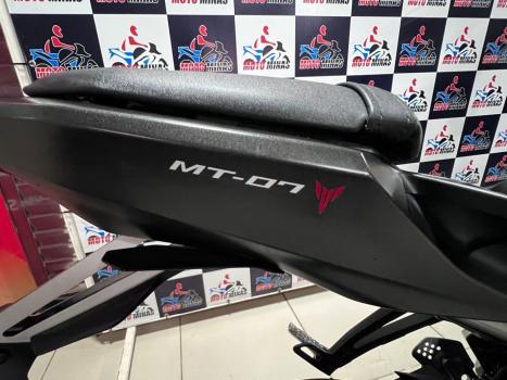 YAMAHA MT-07 700 ABS, Foto 11 YAMAHA MT-07 700 ABS, Foto 11