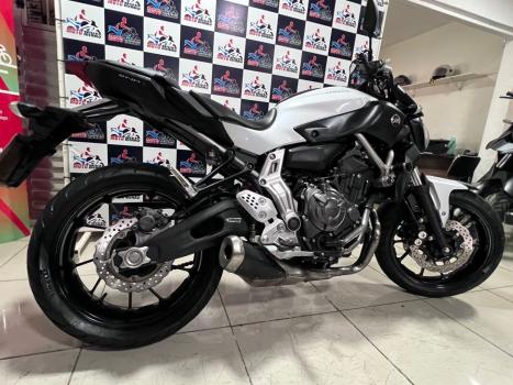 YAMAHA MT-07 700 ABS, Foto 12 YAMAHA MT-07 700 ABS, Foto 12