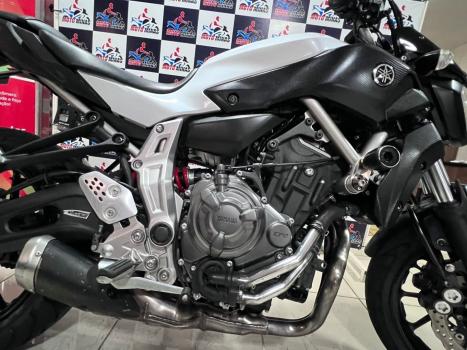 YAMAHA MT-07 700 ABS, Foto 13 YAMAHA MT-07 700 ABS, Foto 13