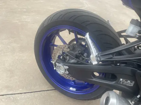 YAMAHA MT-07 700 ABS, Foto 12