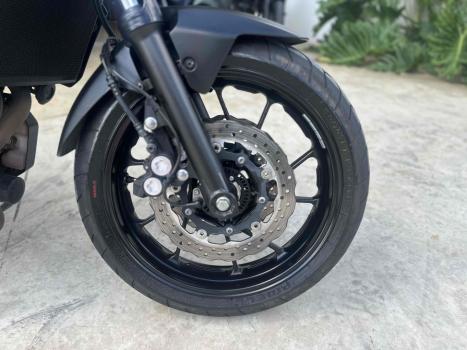 YAMAHA MT-07 700 ABS, Foto 2