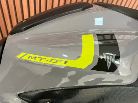 YAMAHA MT-07 700 ABS, Foto 13
