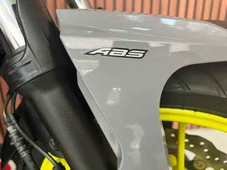 YAMAHA MT-07 700 ABS, Foto 14