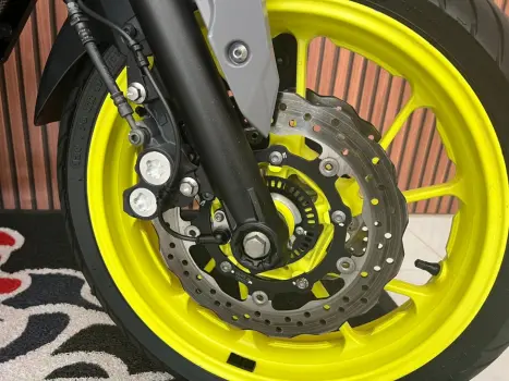 YAMAHA MT-07 700 ABS, Foto 15