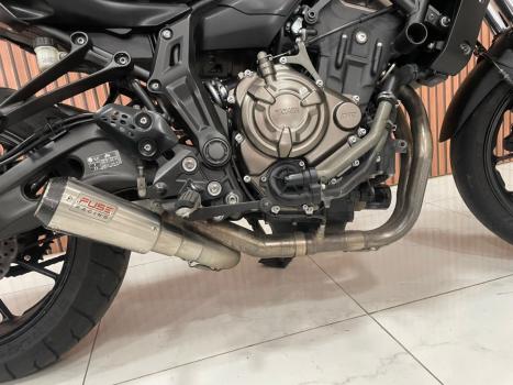 YAMAHA MT-07 700 ABS, Foto 7