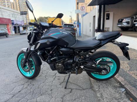 YAMAHA MT-07 700 ABS, Foto 1