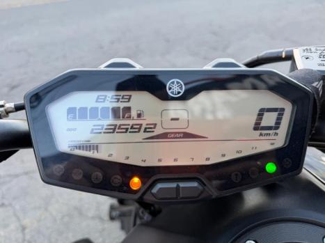 YAMAHA MT-07 700 ABS, Foto 5