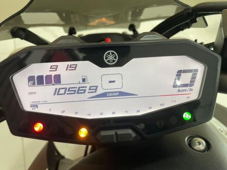 YAMAHA MT-07 700 ABS, Foto 4