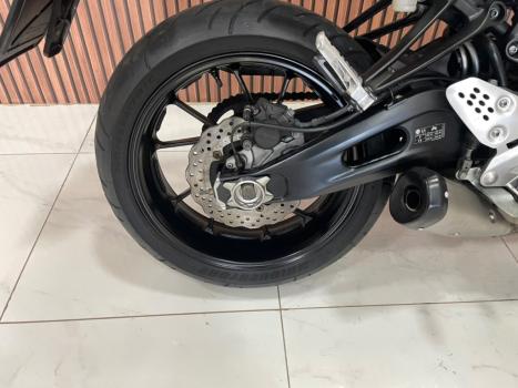 YAMAHA MT-07 700 ABS, Foto 6