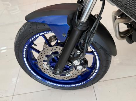 YAMAHA MT-07 700 ABS, Foto 6