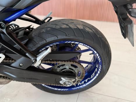 YAMAHA MT-07 700 ABS, Foto 8