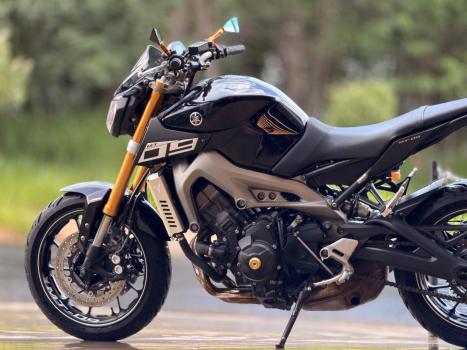 YAMAHA MT-09 850 , Foto 3