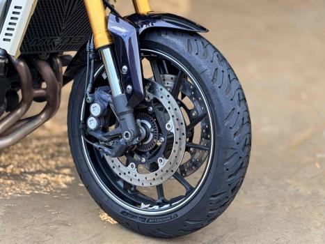 YAMAHA MT-09 850 , Foto 9