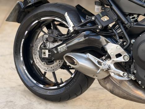 YAMAHA MT-09 850 , Foto 9