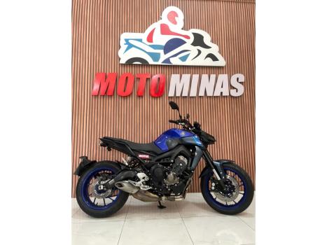 YAMAHA MT-09 850 , Foto 3