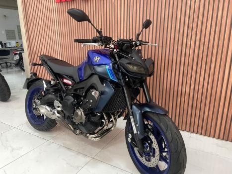 YAMAHA MT-09 850 , Foto 5