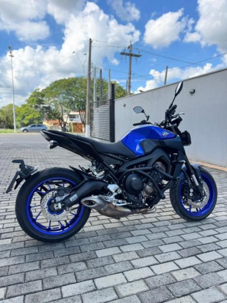 YAMAHA MT-09 850 ABS, Foto 10
