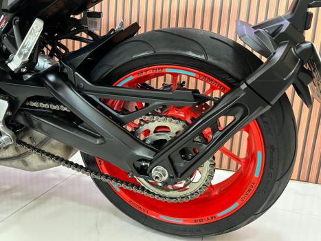 YAMAHA MT-09 850 ABS, Foto 3