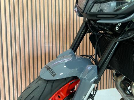 YAMAHA MT-09 850 ABS, Foto 4