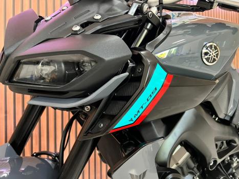 YAMAHA MT-09 850 ABS, Foto 6