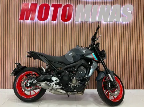 YAMAHA MT-09 850 ABS, Foto 13