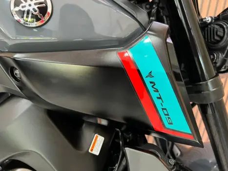 YAMAHA MT-09 850 ABS, Foto 23
