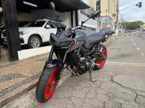 YAMAHA MT-09 850 ABS, Foto 6