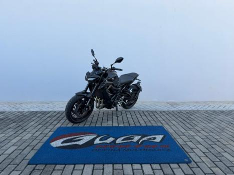 YAMAHA MT-09 850 ABS, Foto 3