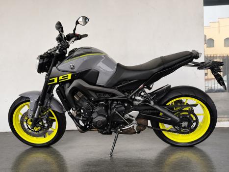 YAMAHA MT-09 850 ABS, Foto 5