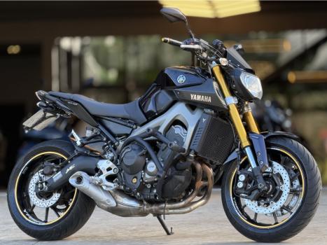 YAMAHA MT-09 850 ABS, Foto 3