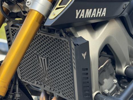 YAMAHA MT-09 850 ABS, Foto 8