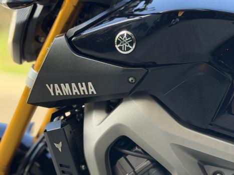 YAMAHA MT-09 850 ABS, Foto 18