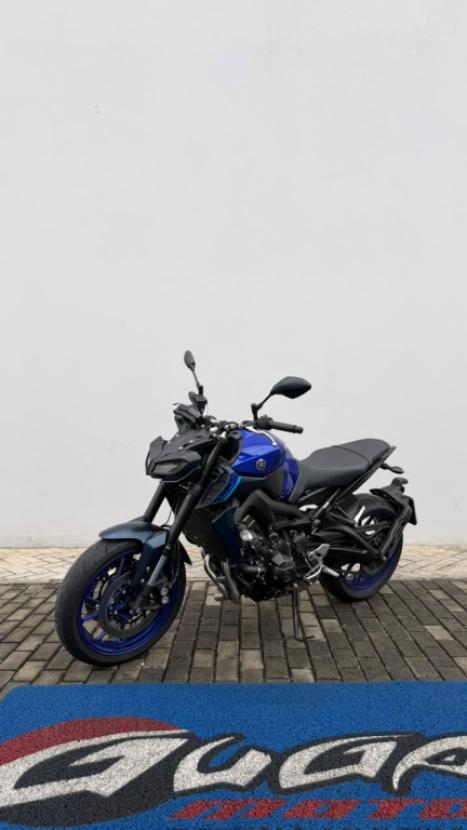 YAMAHA MT-09 850 ABS, Foto 3