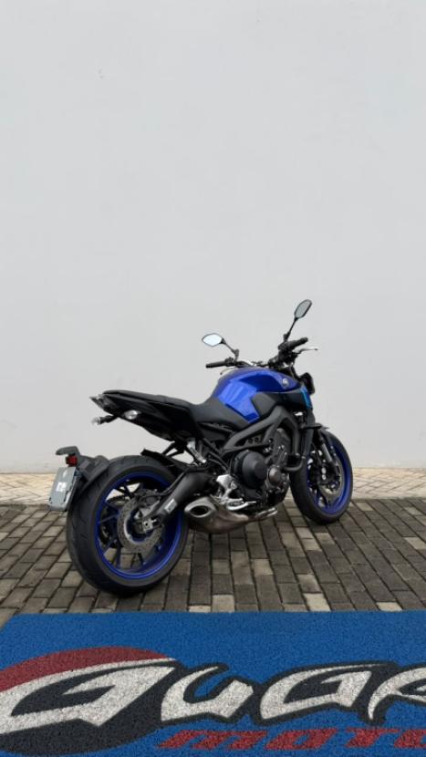 YAMAHA MT-09 850 ABS, Foto 5