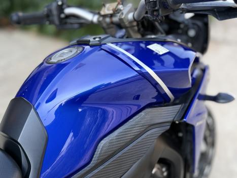 YAMAHA MT-09 850 ABS, Foto 2